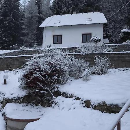 The House Next To The Forest - Lakmat *